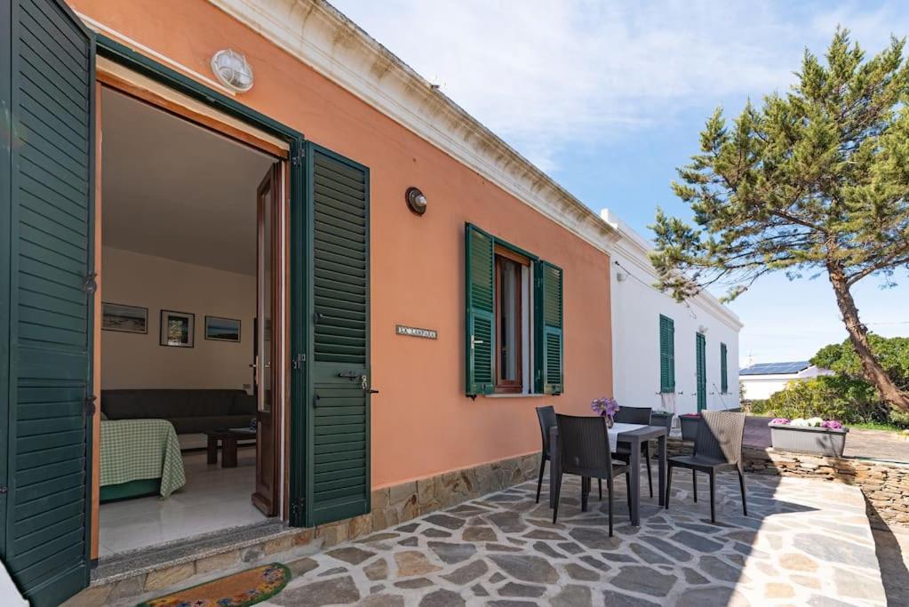 La Lampara - Casa Panoramica 4 Km Dalla Pelosa Stintino Exterior foto